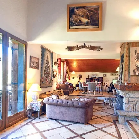 Spacious With View On The Muzelle